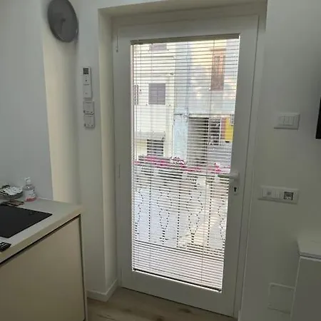 Grazioso Monolocale Апартаменты *